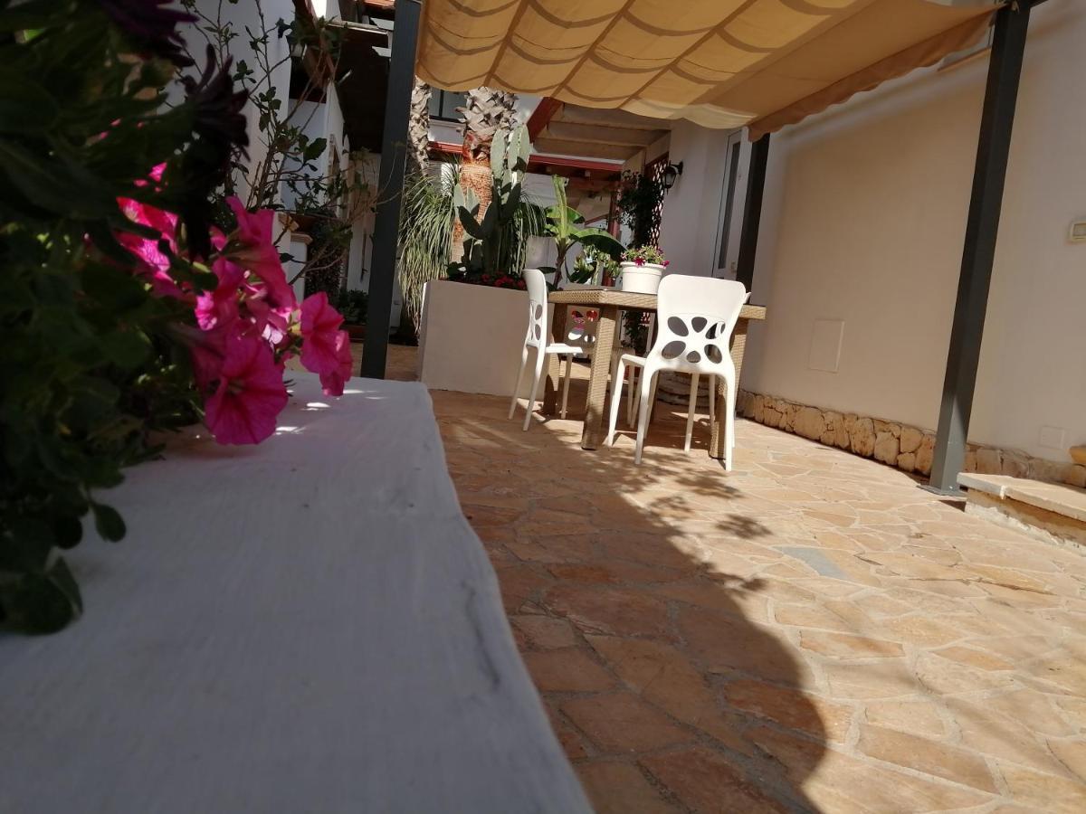 Villa Raggio Di Sole Parcheggio Privato 切萨雷奥港 外观 照片