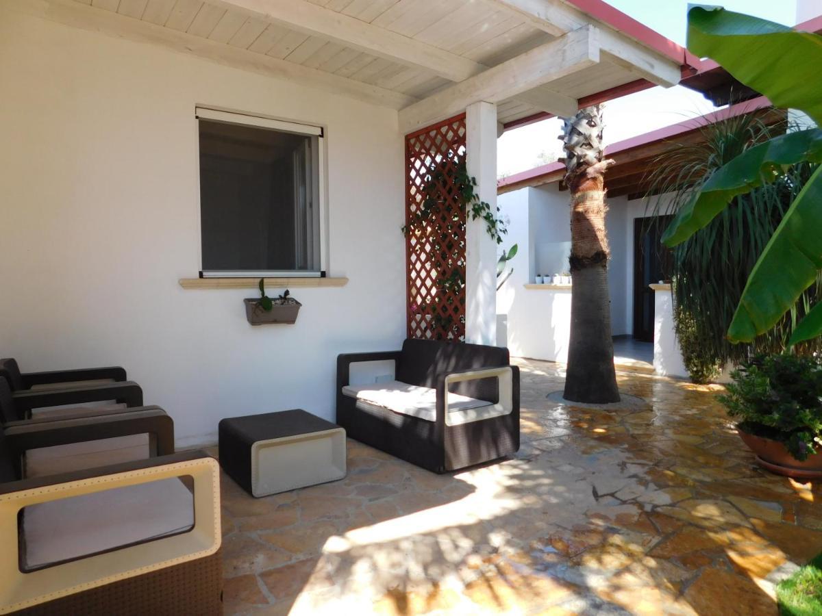 Villa Raggio Di Sole Parcheggio Privato 切萨雷奥港 外观 照片